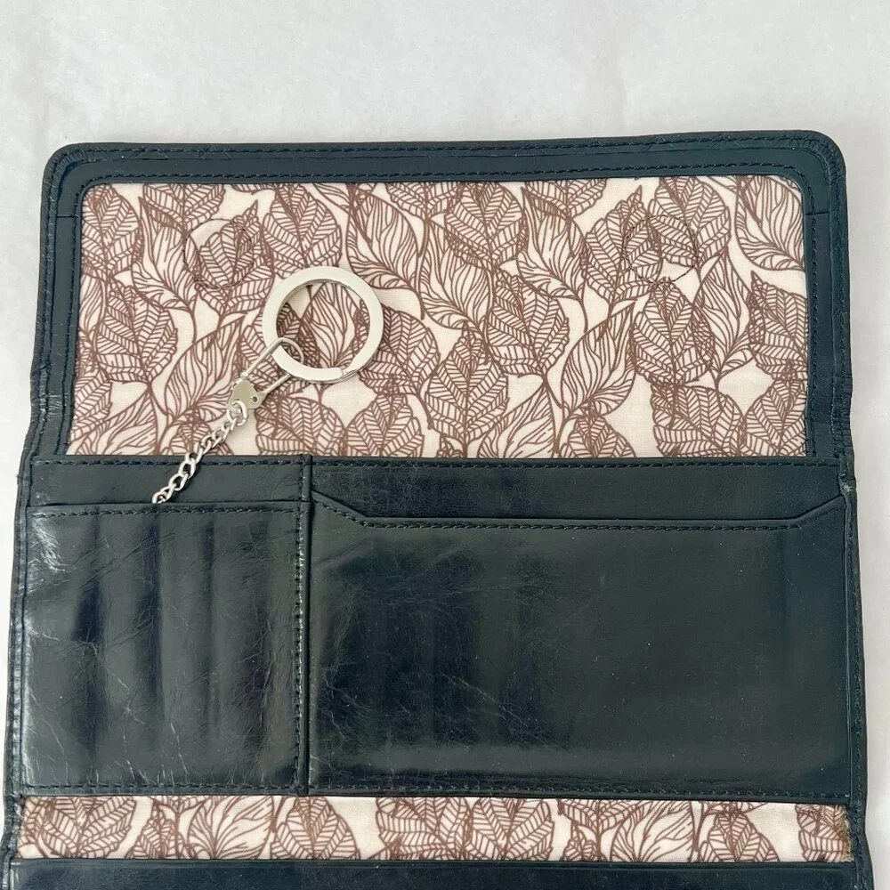 Hobo International Black Smooth Embossed Quilted Leather Trifold Wallet - Picture 11 of 12